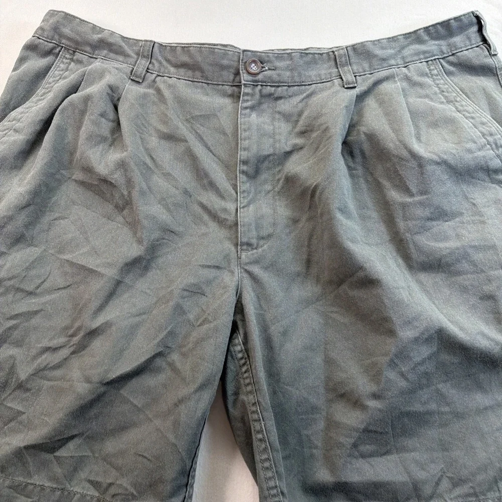 Savane Men's Green Chino Shorts Flat Front Cotton Zip Slash Pockets Solid Sz 42